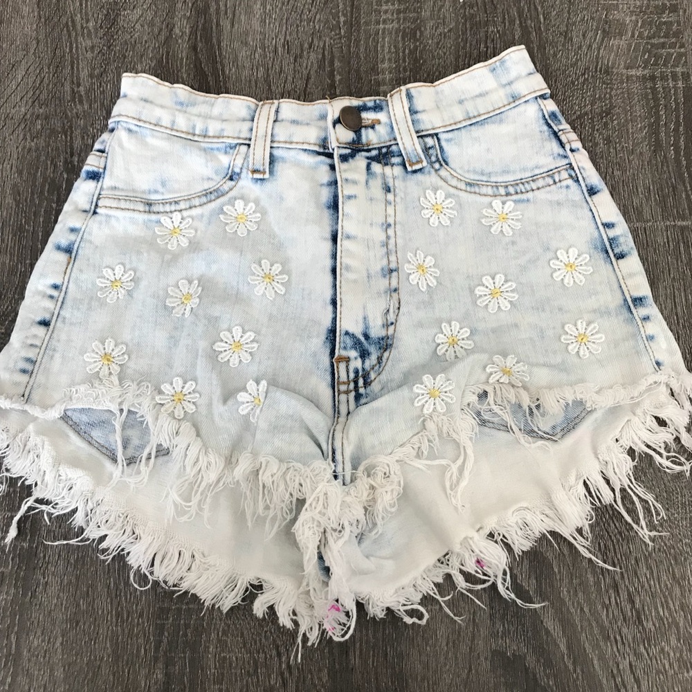 Daisy Shorts